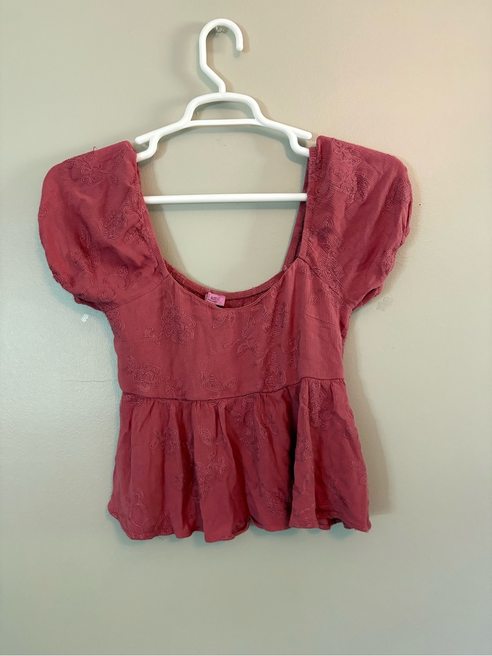 Francesca's Collections Dusty Rose Embroidered Peplum Puff Sleeve Top